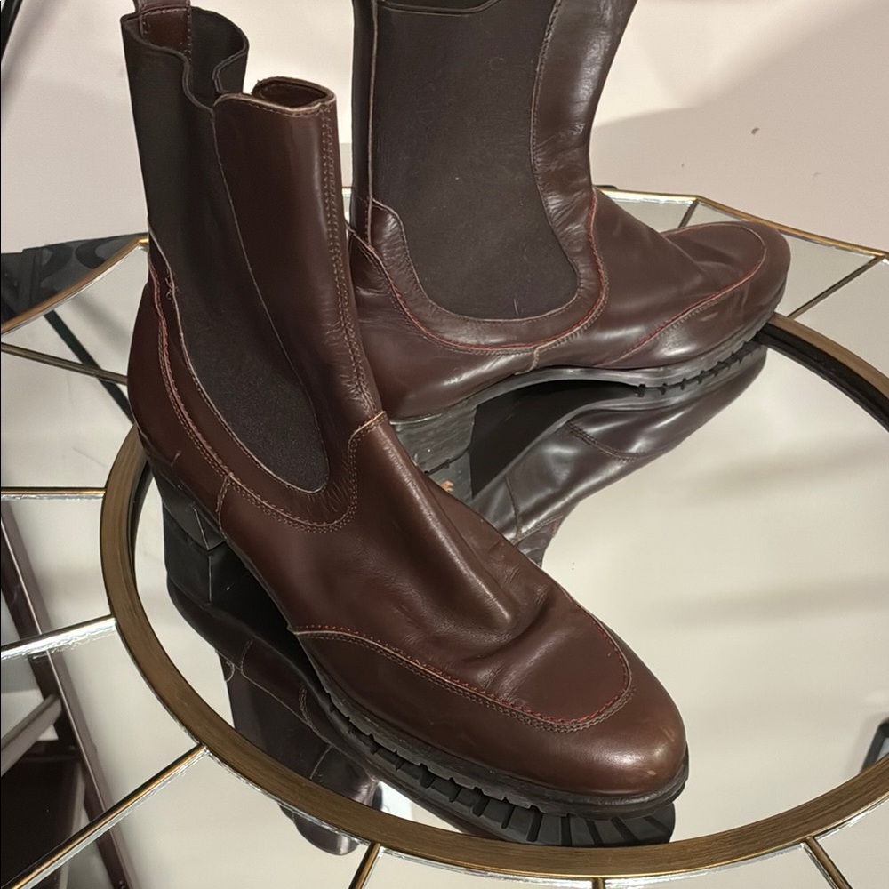 Salvatore Ferragamo Brown Heeled Boots with Polished Finish